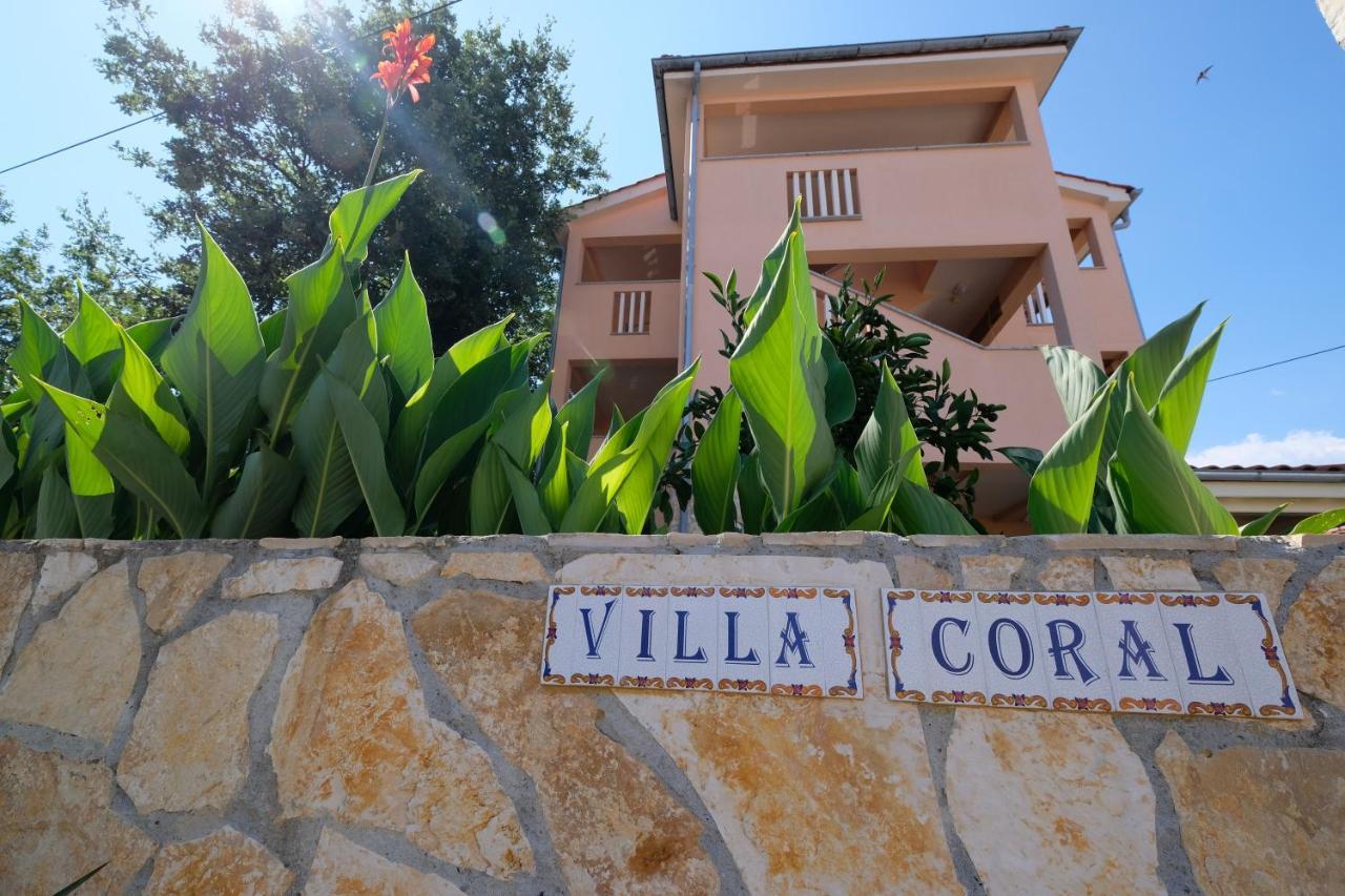 Apartments Coral, Klimno, Island Krk 외부 사진