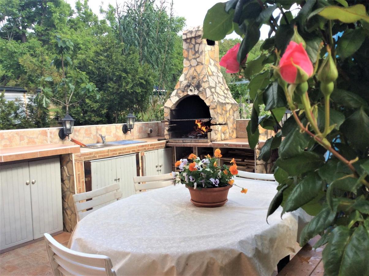 Apartments Coral, Klimno, Island Krk 외부 사진
