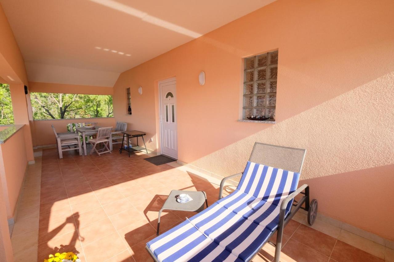 Apartments Coral, Klimno, Island Krk 외부 사진