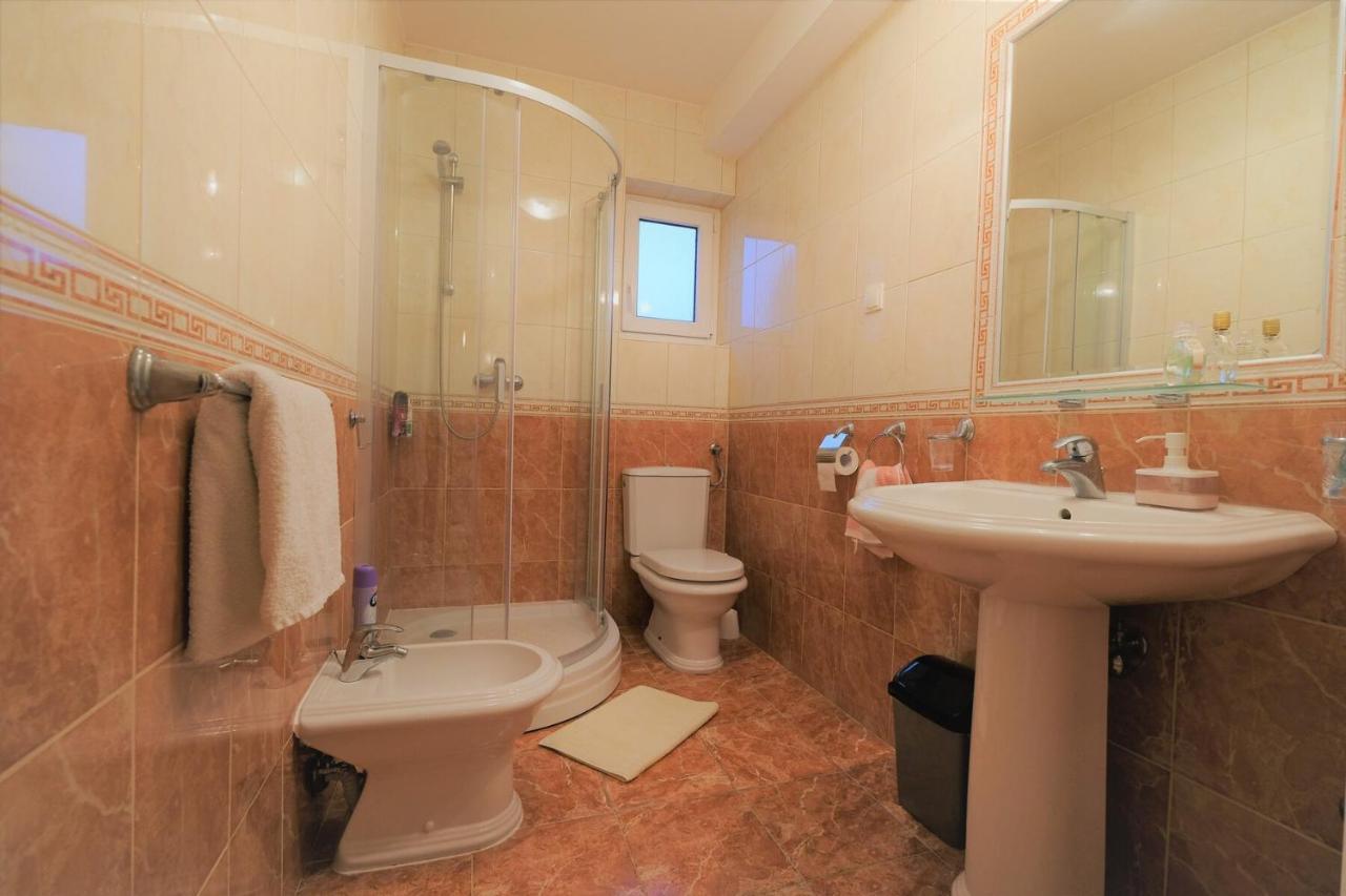 Apartments Coral, Klimno, Island Krk 외부 사진