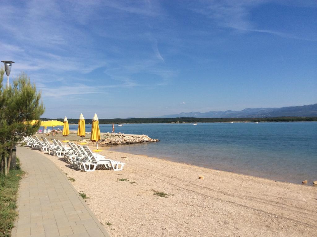 Apartments Coral, Klimno, Island Krk 외부 사진